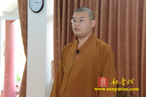 闽南佛学院隆重举行第七届研究生毕业论文答辩会(图6)